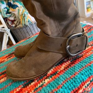 Steve Madden size 9 womens boots